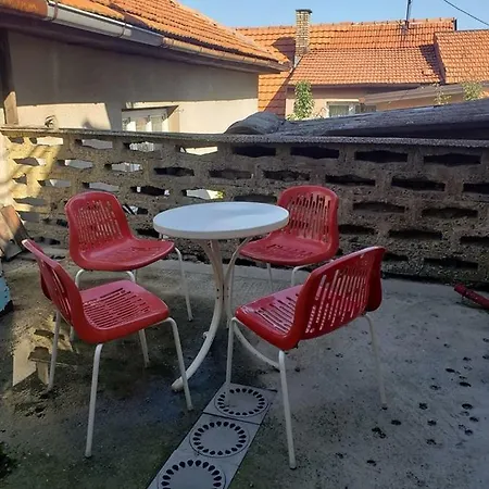 Apartman Mesanovic *